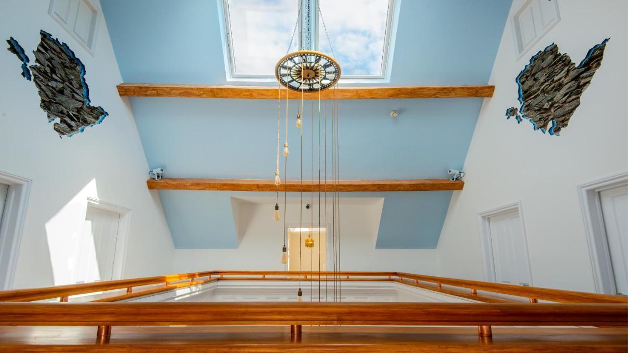 Gwesty Gadlys Hotel Cemaes Bay Eksteriør bilde