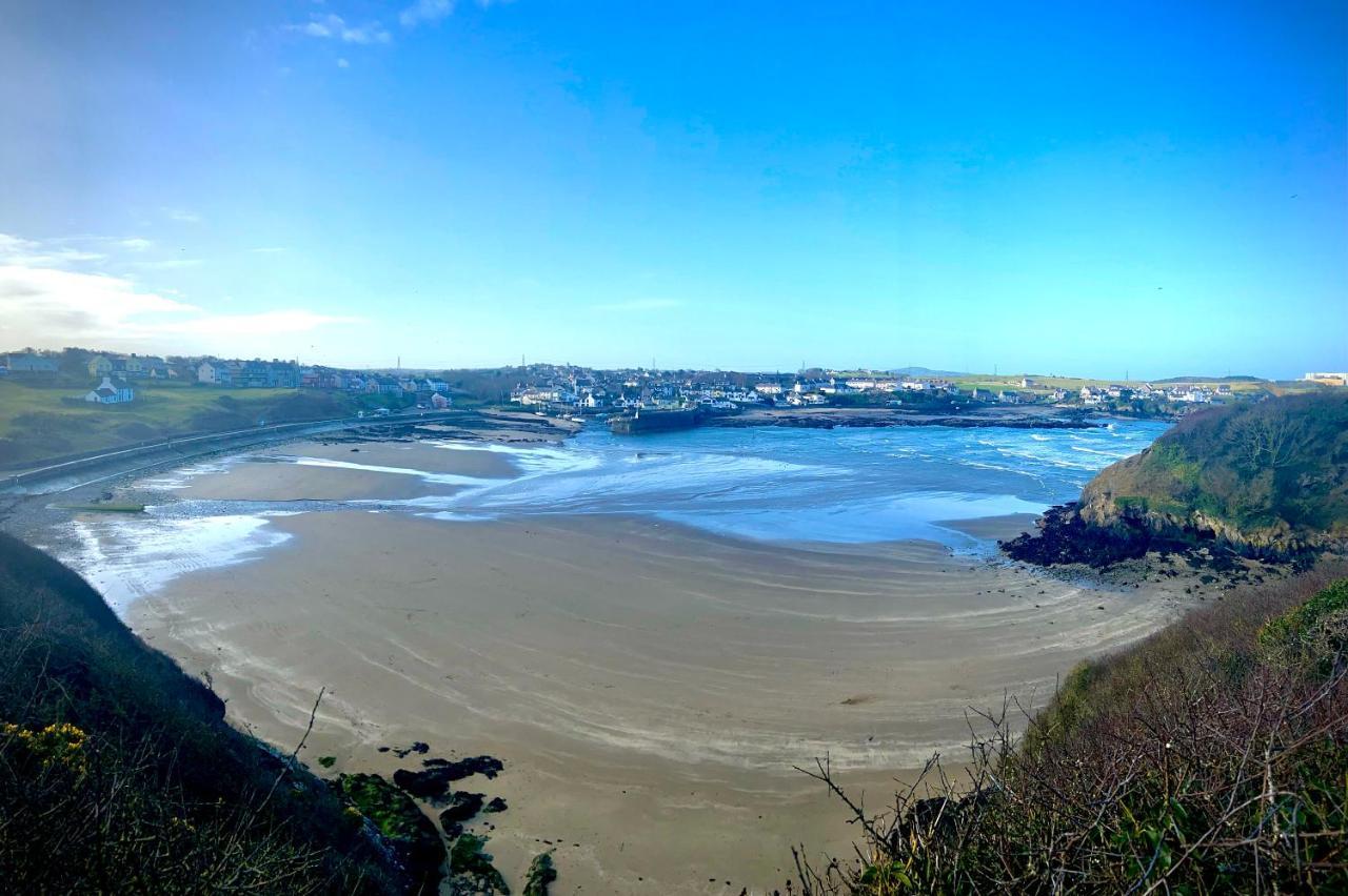 Gwesty Gadlys Hotel Cemaes Bay Eksteriør bilde